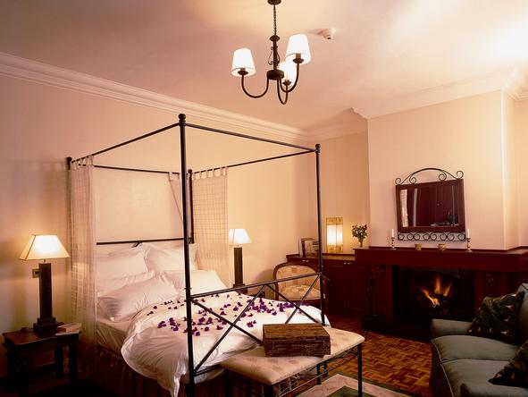 House of Waine - Bedroom2
